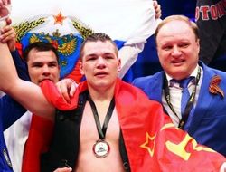 фото - Накануне реванша со Штурмом у Чудинова заговорили об унификации с Абрахамом