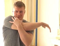 фото - «Вдох глубокий, руки шире»: Поветкин пропагандирует домашний ЗОЖ — видео