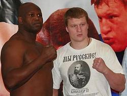 фото - Взвешивание Александра Поветкина и Теке Оруха