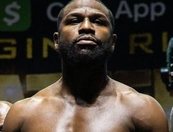 фото - Флойд Мейвезер анонсировал шоу 21 мая: Андерсон Силва тоже в деле