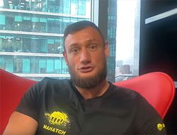 фото - «Я самый высокооплачиваемый боец». «Автомат» Гаджи подписал контракт с Mahach