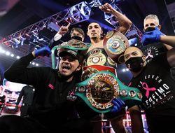 фото - Теофимо Лопес: «Ведём переговоры о поединке с абсолютом Джошем Тейлором»