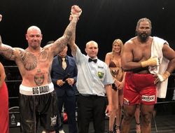 фото - Лукас Браун снова вырубил Джулиуса Лонга, а Чжан Чжилеи расправился с американцем