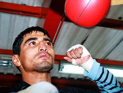 фото - Эрик Моралес: «Если побью Паэса, попробую получить бой с Риосом»