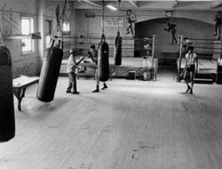 фото - Трюкач Ломаченко и поставленный у стенки Джошуа — тренировочные видео