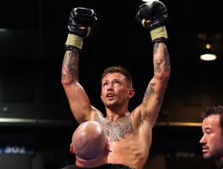 фото - Апсетище! Паро отобрал титул у грозного Матиаса: видео