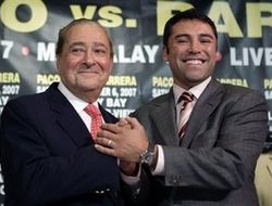 фото - Боб Арум об Оскаре де ла Хойя: «Ума у парня за годы не прибавилось»