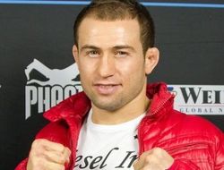 фото - UFC: Маирбек Тайсумов нокаутировал Дамира Хаджовича