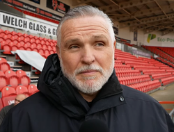 фото - «Усик не пробитый, а тот удар пришёлся в пах». Питер Фьюри о супертяжах