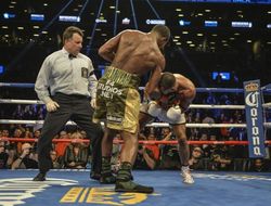 фото - Лучшие моменты боя Баду Джека и Джеймса Дигейла — видео от vRINGe.com