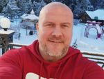 Умер Вячеслав Узелков