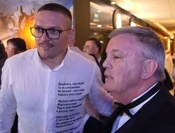 фото - «Тедди — профессионал!» Усик встретился с Атласом