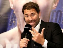 фото - Эдди Хирн в ярости — уверен, что Арум и Фьюри его «кинули»