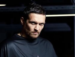 фото - Усик собрал за вечер £100 000 для украинцев, пострадавших от российского вторжения