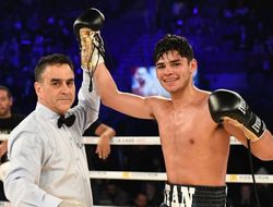 фото - Топ-проспект Гарсиа не сумел нокаутировать экс-претендента Велеса