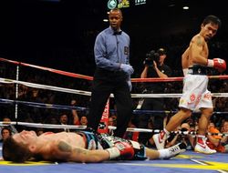 фото - Видео: 10 нокаутов от Пакьяо и Мэйуэзера