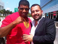 фото - Ахмет Онер: «Выходя на ринг в Германии, знай: ты потерпишь поражение»