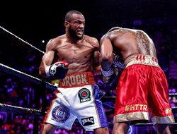 фото - Чемпион Уильямс определился с заменой Хёрду — бой будет «объединительным»