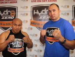 фото - Бой Туа-Устинов собираются показать на ТВ Украины и России