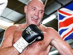 фото - Фьюри отказывается называть «мелкого лошка» Усика настоящим чемпионом хэвивейта