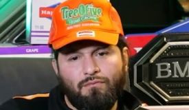 Чего не хватает Волкановски до статуса величайшего полулегковеса в истории ММА? Мнение Масвидаля