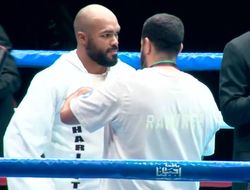 фото - Полутяжёлый элиминатор WBA: Рамирес замесил Пампеллона — видео