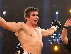 фото - Файгенбютц и Али сохранили «чемпионские» титулы