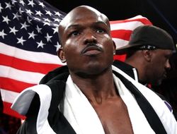 фото - Аналитик НВО: Брэдли не заслужил бой с Мэйуэзером, но он – лучший кандидат