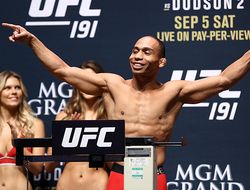 фото - Видео взвешивания перед UFC 191: Джонсон–Додсон II, Орловский–Мир