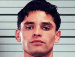 фото - Спасти рядового Райана. Гарсию арестовали — обвиняют в вандализме