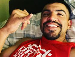 фото - Смотрите, кто объявился. Ортис заявил, что он «опасный» и идёт «за своими поясами»