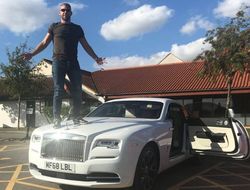 фото - Сондерс нарвался на проблемы за «шутку» — видео с проституткой и подстрекательство