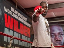 фото - Эдди Херн при помощи линейки парировал финансовые запросы Дионтэя Уайлдера