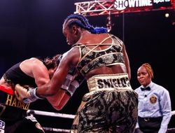 фото - Кларисса Шилдс покорила третью весовую категорию, Наполеон неожиданно уступила