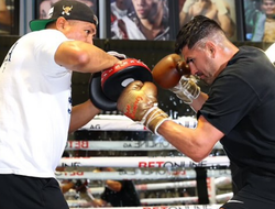 фото - Мартинеса отстранили за допинг, Рамиресу подобрали топ-оппонента