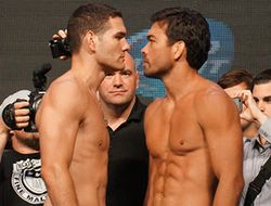 фото - Видео взвешивания UFC 175: Уайдман-Мачида, Раузи-Дэвис