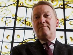 фото - Промоутер Фрэнк Уоррен говорит о бое Фьюри–Уайлдер III в октябре