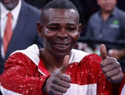 фото - Ригондо спрашивает фанатов, с кем ему драться в первую очередь