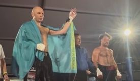 Дычко, Елеусинов и Чавес праздновали досрочные победы