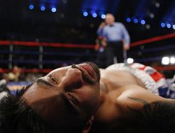 фото - Топ-10 нокаутов 2016 года — видео от vRINGe.com