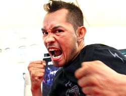 фото - Нонито Донэйр побил Энтони Сеттула