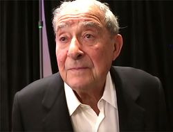 фото - «Ковид укусил нас за задницу». Боб Арум ответил на обвинения Хирна и Финкеля