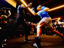 фото - Карма Хопкинса, Шабранский в челлендже дочери, шах и мат Кэмпбелла — соцсети 