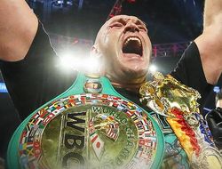 фото - Серьёзный бой или проходняк? Фьюри в преддверии боя с Махмудовым