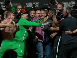 фото - Альварес и Джейкобс прокомментировали инцидент на взвешивании