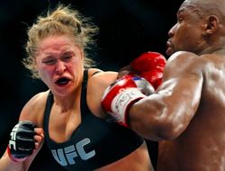 фото - Мэйуэзер: Я потренирую Роузи, если она захочет со мной работать — видео