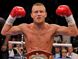 фото - Терри Флэнеган перебоксировал Петра Петрова