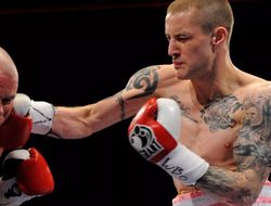 фото - Рикки Бёрнз ярко нокаутировал Кардла, Джош Келли быстро разделался с Кастильо