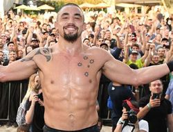 фото - Уиттакер рассказал, в чём проблема с боем Нурмагомедова и Сен-Пьера