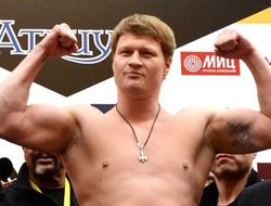 фото - Официально: Поветкин и Перес подерутся 22 мая в Москве